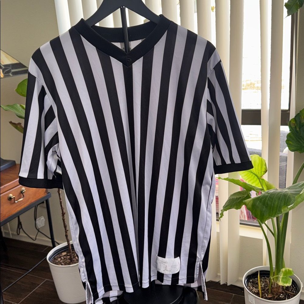 Honigs whistle stop ref shirt sz l